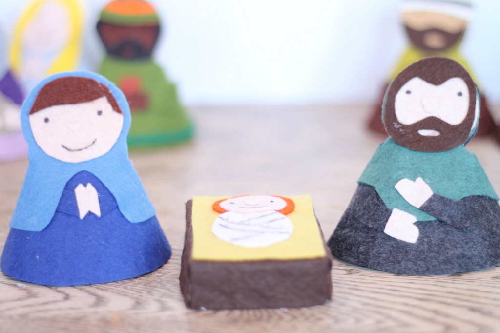 Child’s Felt Nativity Set Pattern | Catholic Sprouts